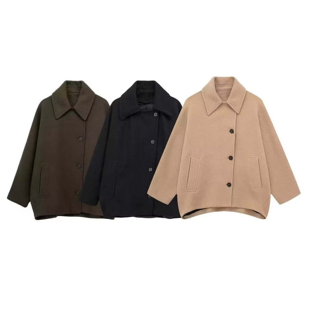 Stylischer Kurz-Mantel aus Wollmischung für den Herbst