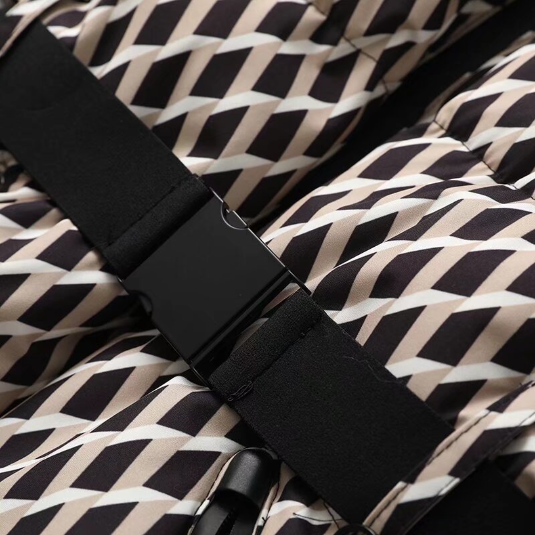 Damen Daunen Steppjacke mit Gürtel – Taillierte Winterjacke