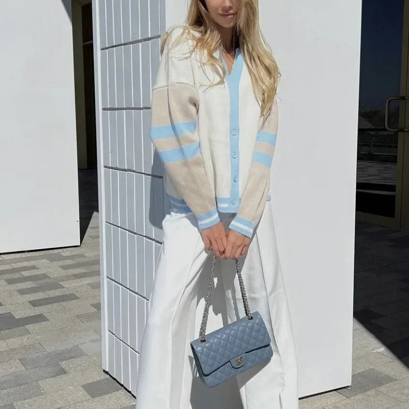 Damen Strickjacke V-Ausschnitt – Lockerer Cardigan im modernen Design