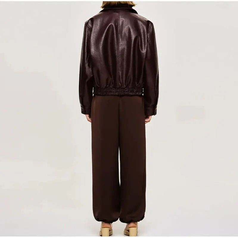 Elegante burgunderrote Damenjacke für zeitlosen Stil